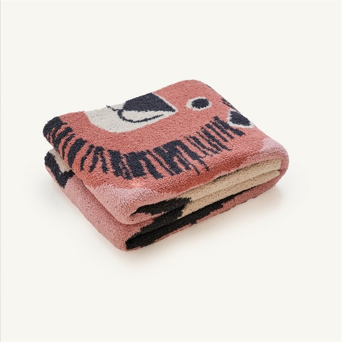 Folded Jacquard Half Fleece Throw Blanket, Pink Base with Cartoon Lion Pattern