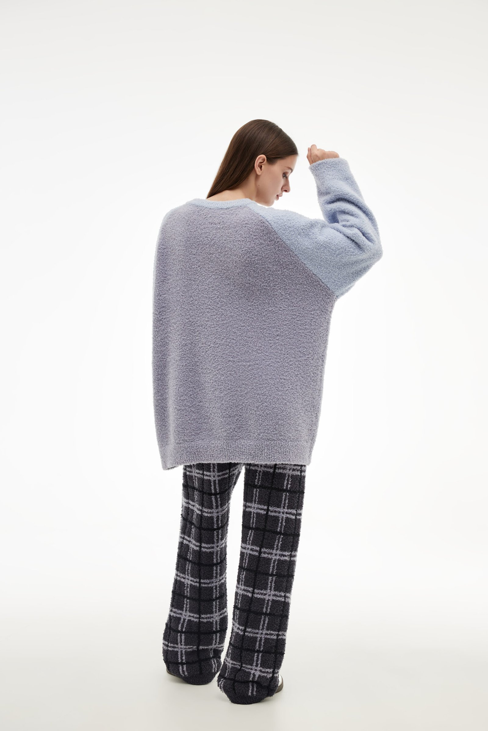 Women's Dusty Blue Half Fleece Pajama Set, Puppy Embroidered Raglan Sleeve Crew Neck Cardigan, Upper Body Close-up View