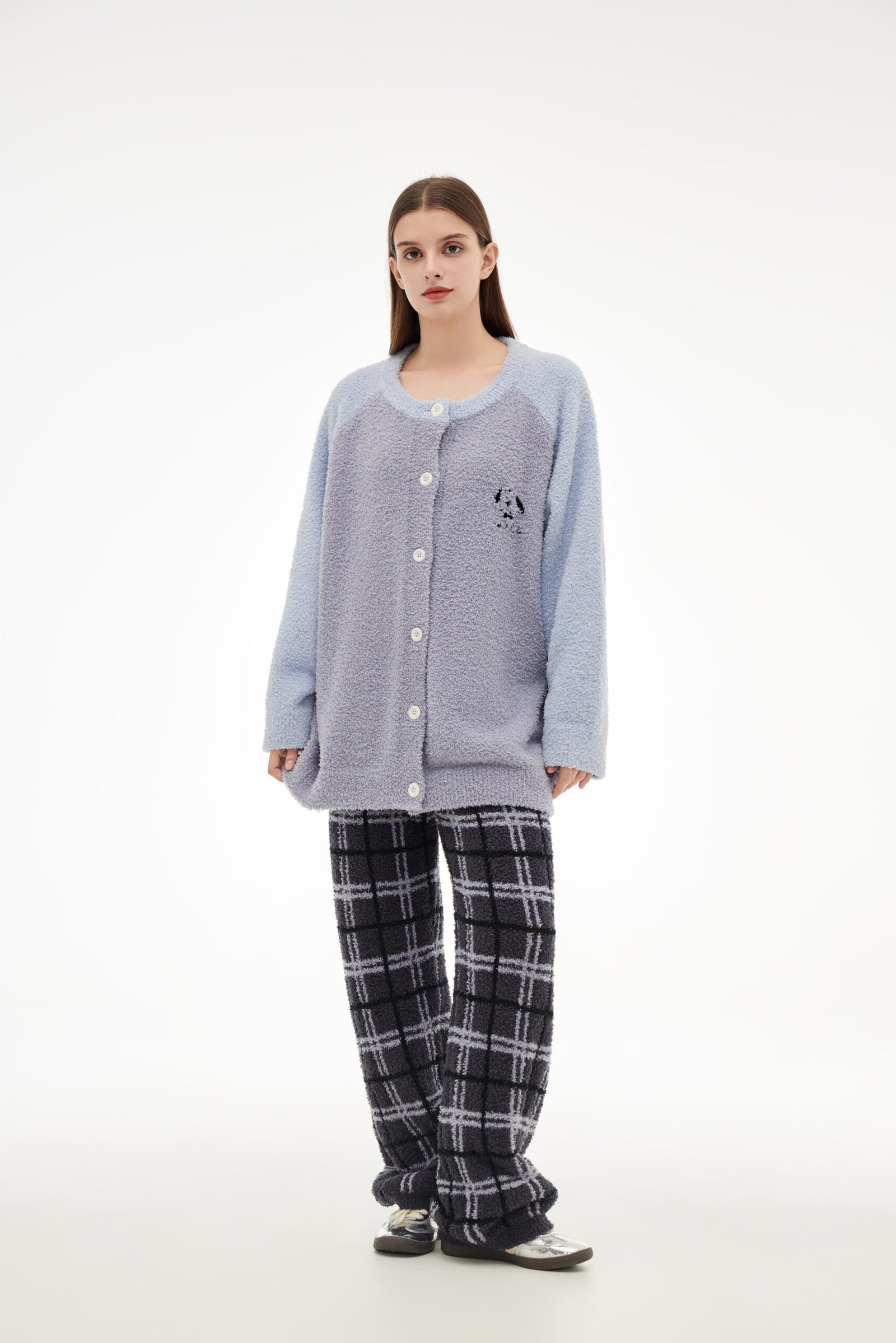 Women's Dusty Blue Half Fleece Pajama Set, Puppy Embroidered Raglan Sleeve Crew Neck Cardigan, Upper Body Close-up View