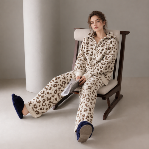 Women's Off-White and Brown Half Fleece Sleepwear Set, Hooded Zip-up Long Sleeve Top & Wide Leg Pants, Leopard Print, Patch Pocket Detail