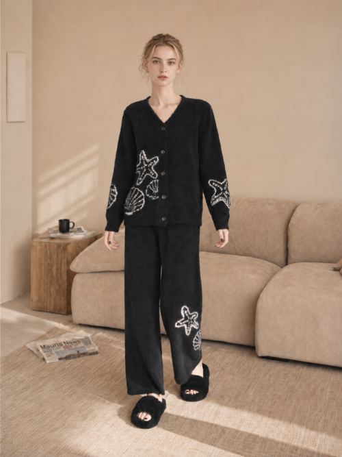 Women's Black Half Fleece Pajama Set, V-neck Long Sleeve Top & Wide Leg Trousers, Starfish & Seashell Pattern, Full Front View