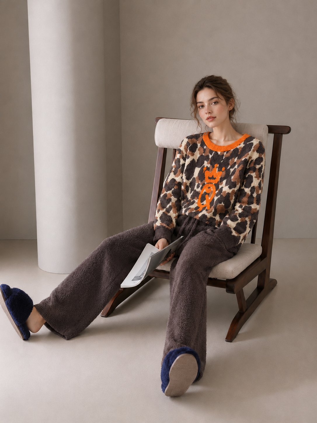 Leopard Print Half Fleece Pajama Set, Oversized Crew Neck Top with Crown Logo Print, Dark Brown Drawstring Trousers