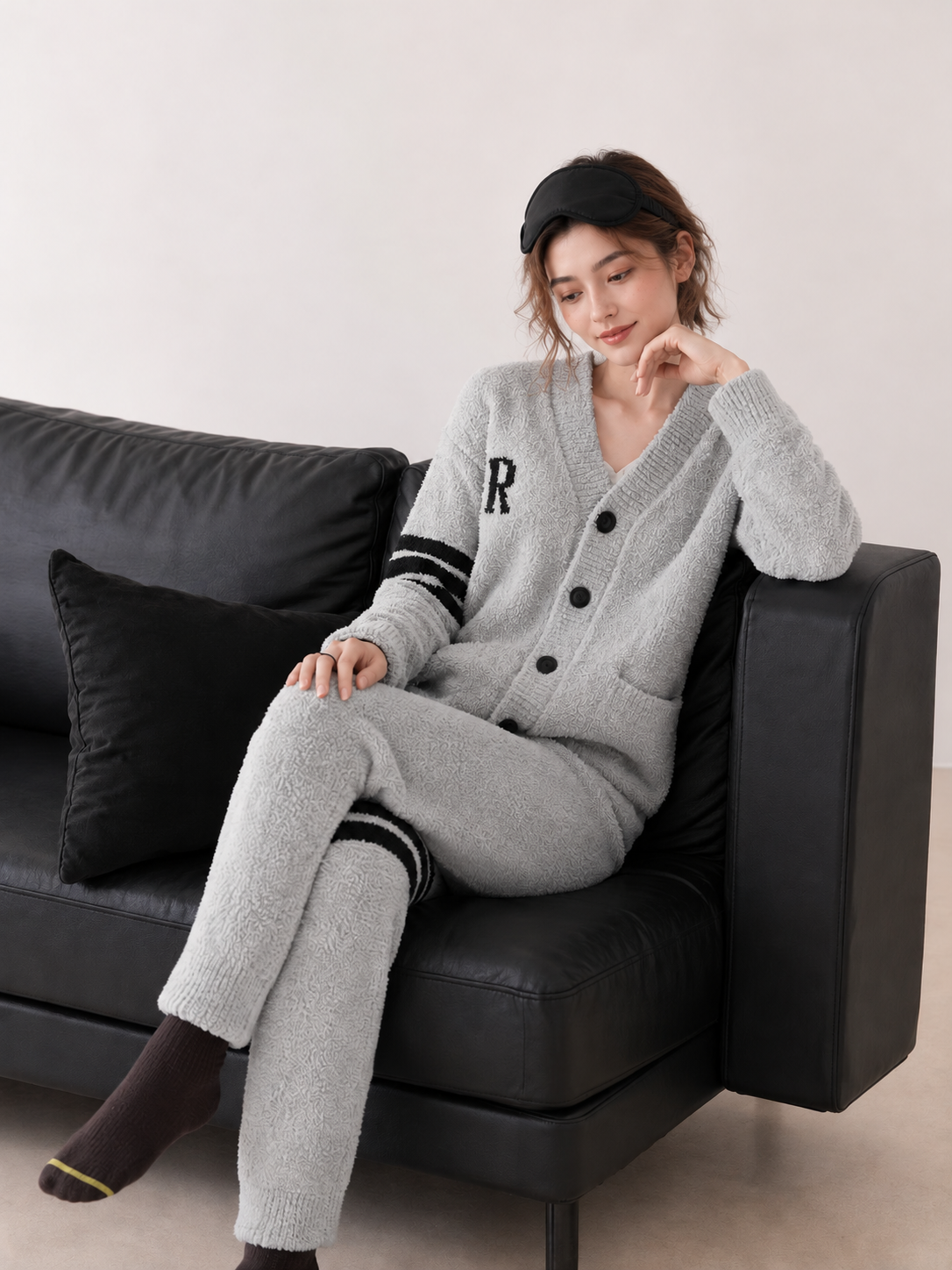 R Letter Varsity Stripe V-Neck Half Fleece Pajama Set Women's Heather Grey Warm Winter Loungewear - Image 5