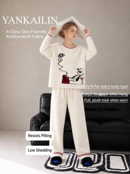 Women's Off-White Half Fleece Sleepwear Set, Crew Neck Long Sleeve Top & Drawstring Wide Leg Pants, Bear Jacquard Pattern, Red Contrast Stitching, Anti-Pilling Low-Shedding Fabric