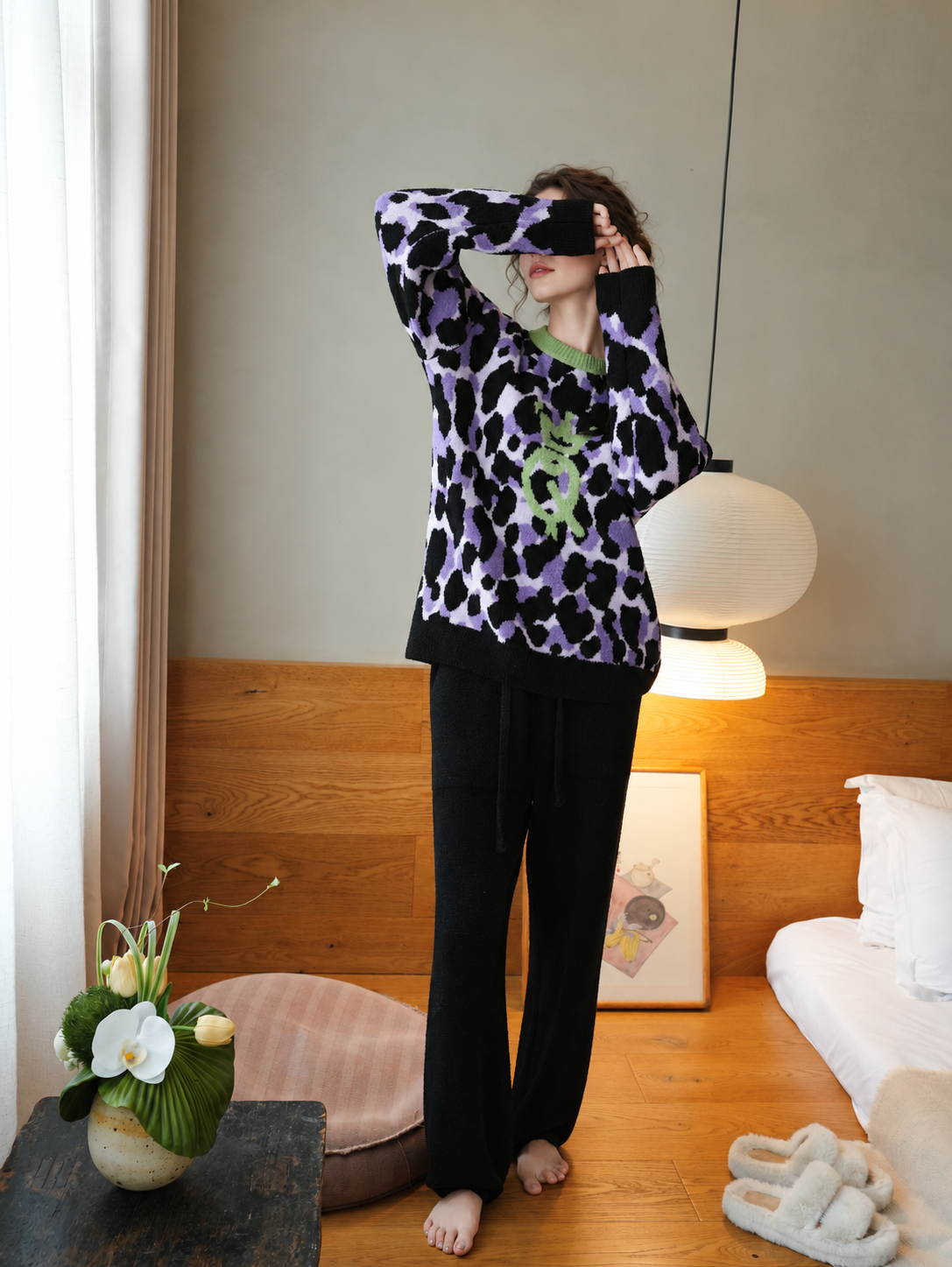 Women's Purple Black Leopard Half Fleece Sleepwear Set, Green Crew Neck Long Sleeve Top & Drawstring Wide Leg Trousers, Irregular Leopard Print, Chest Crown Graphic