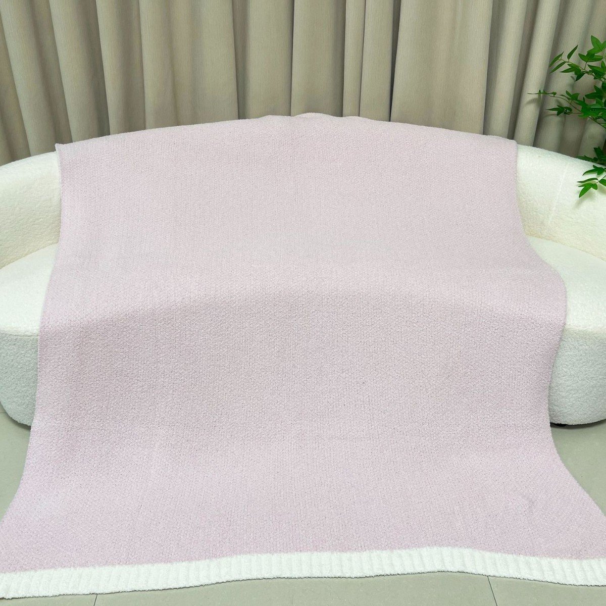 Heathered Pale Pink Half Fleece Knitted Throw Blanket with White Ribbed Border